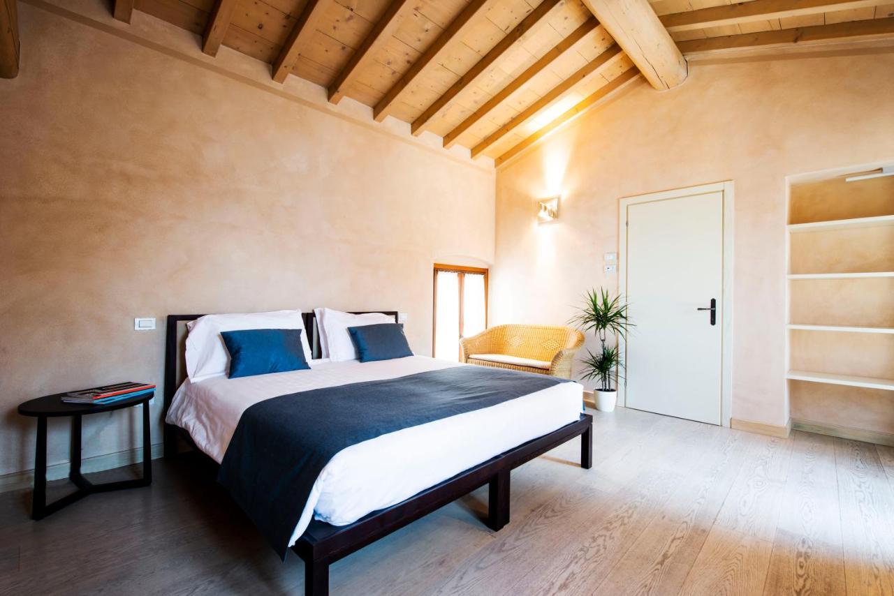 Villa Le Terrazze Torri Del Benaco Bagian luar foto