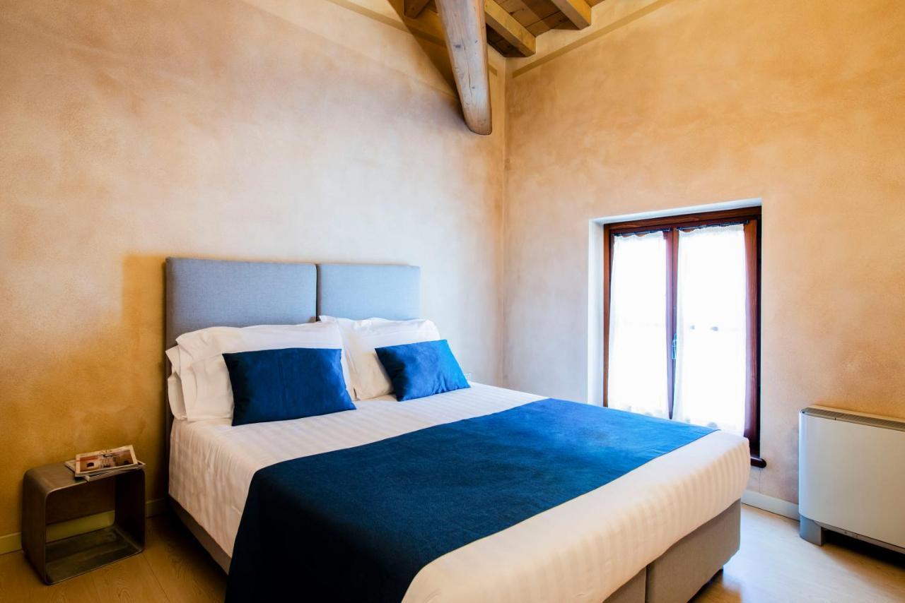 Villa Le Terrazze Torri Del Benaco Bagian luar foto
